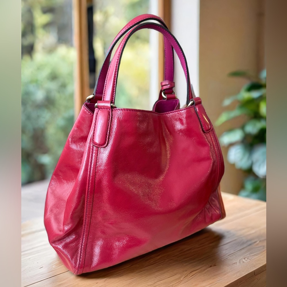 ✨SOLD SOLD SOLD ✨GUCCI SOHO PATENT LEATHER ❤️💕 - Picture 6 of 10